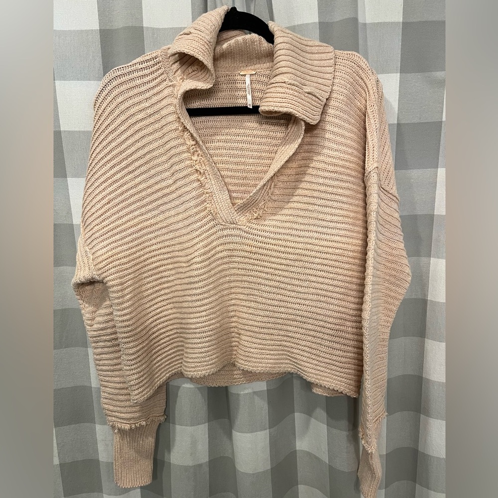 Free People Peachy V-Neck Sweater